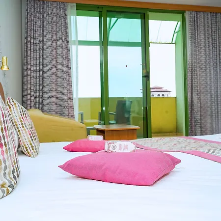 Mpm Kalina Garden Hotell 4*