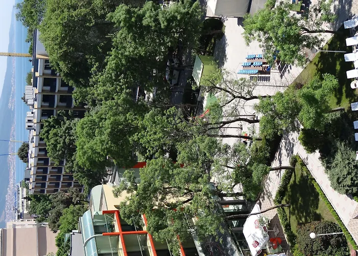 Mpm Kalina Garden Hotel